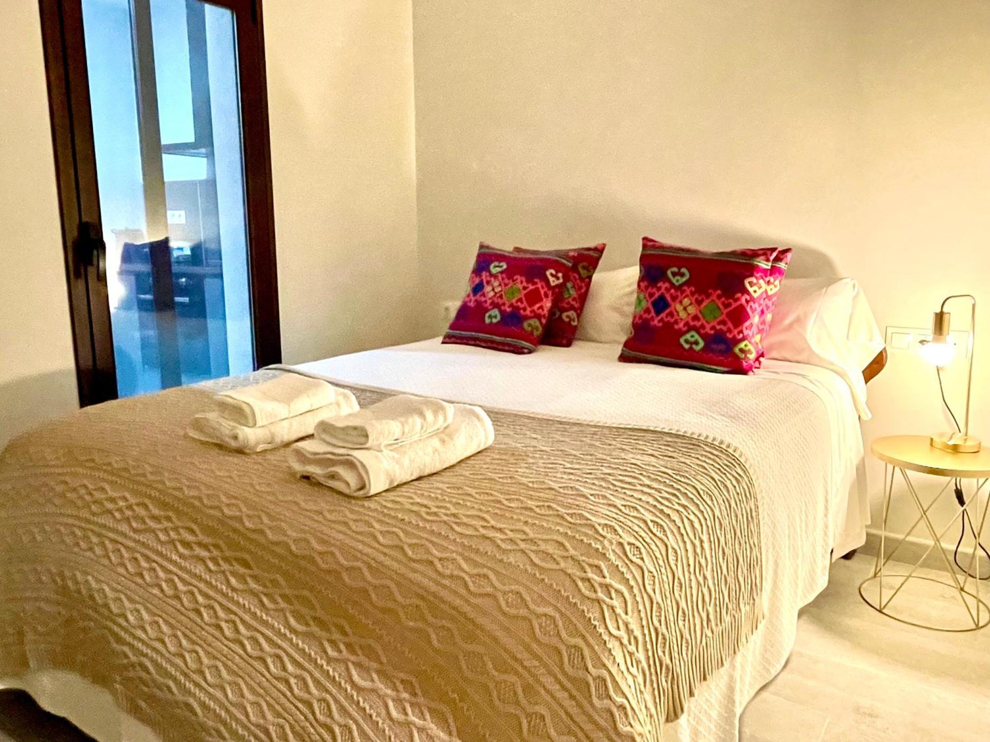 Eva Recommends Catedral Confort Seville Luaran gambar