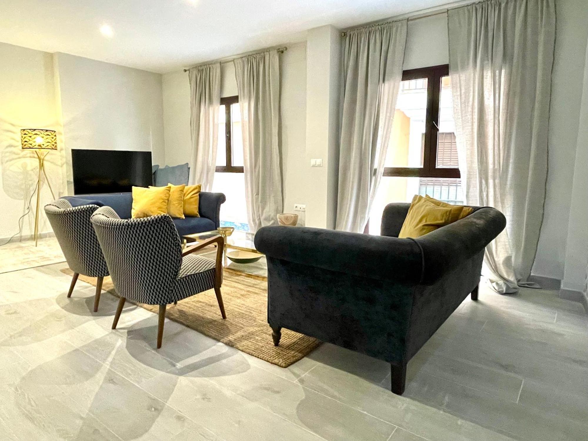 Eva Recommends Catedral Confort Seville Luaran gambar