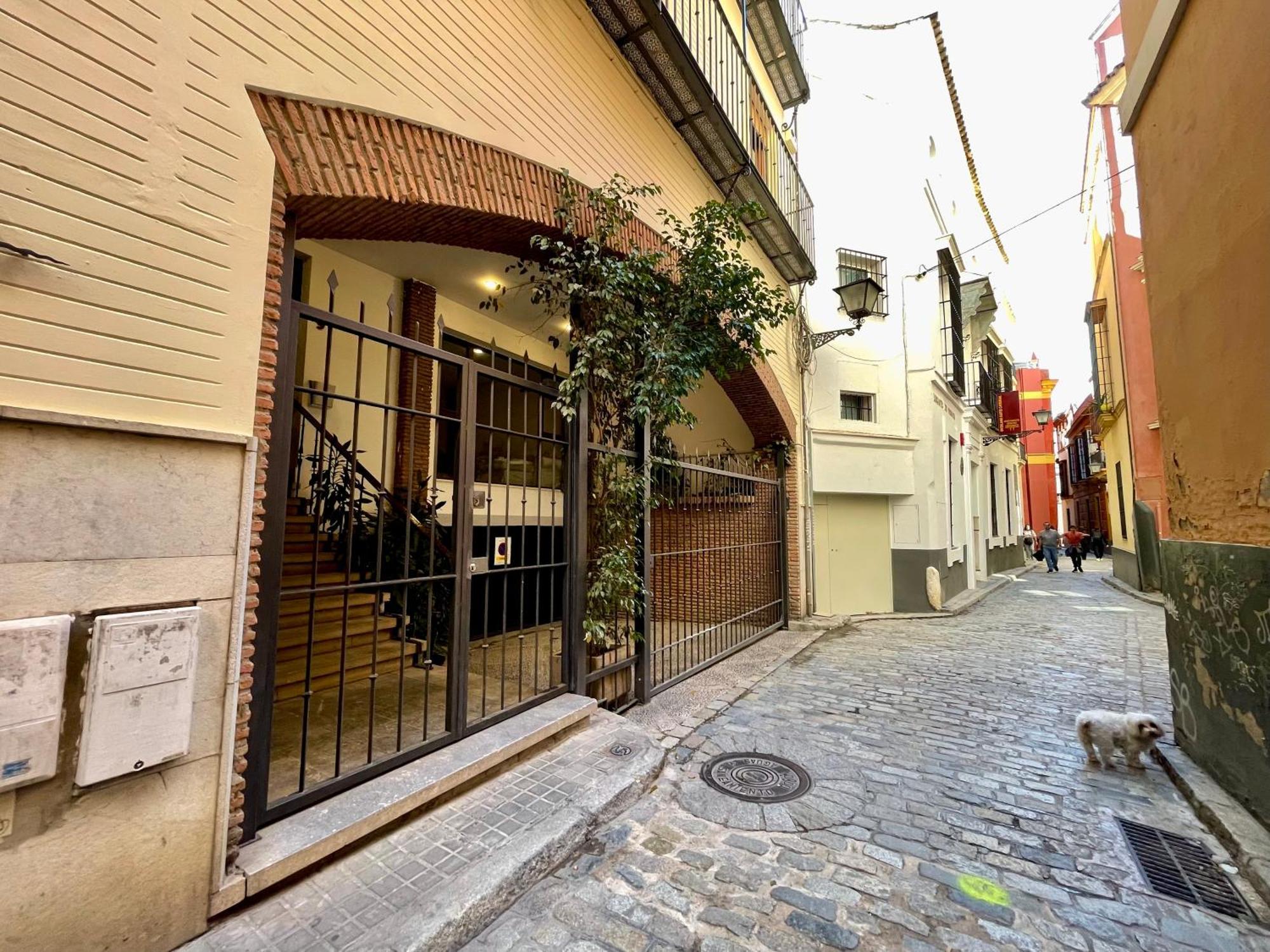 Eva Recommends Catedral Confort Seville Luaran gambar